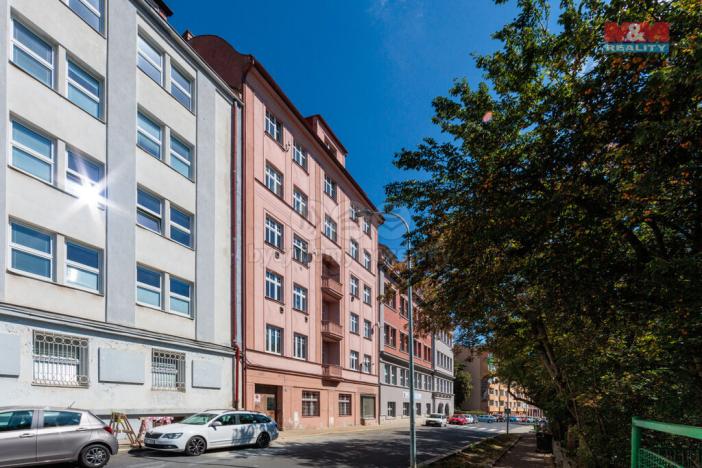 Prodej bytu 3+1, Karlovy Vary - Rybáře, Šmeralova, 92 m2