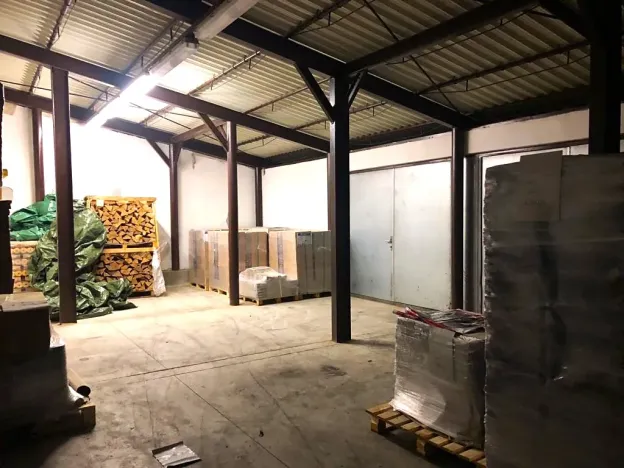 Prodej výrobních prostor, Fryšták, 650 m2