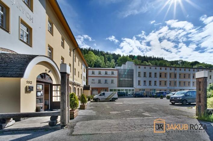 Pronájem kanceláře, Vrchlabí, Horská, 206 m2