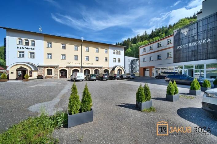 Pronájem kanceláře, Vrchlabí, Horská, 206 m2