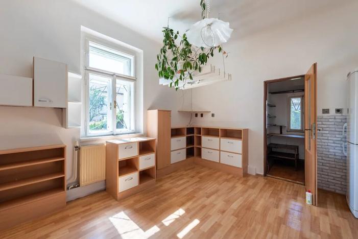 Prodej rodinného domu, Praha - Kobylisy, Přemyšlenská, 110 m2