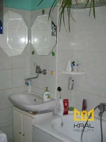 Pronájem pokoje, Praha - Karlín, Jirsíkova, 28 m2