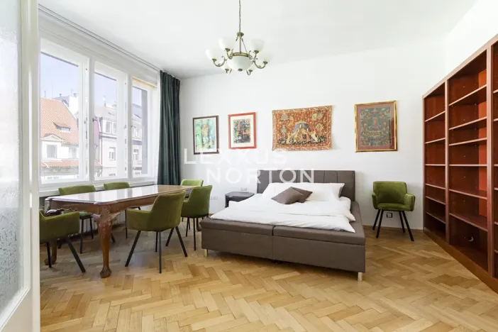 Pronájem bytu 3+1, Praha - Nové Město, Národní, 100 m2