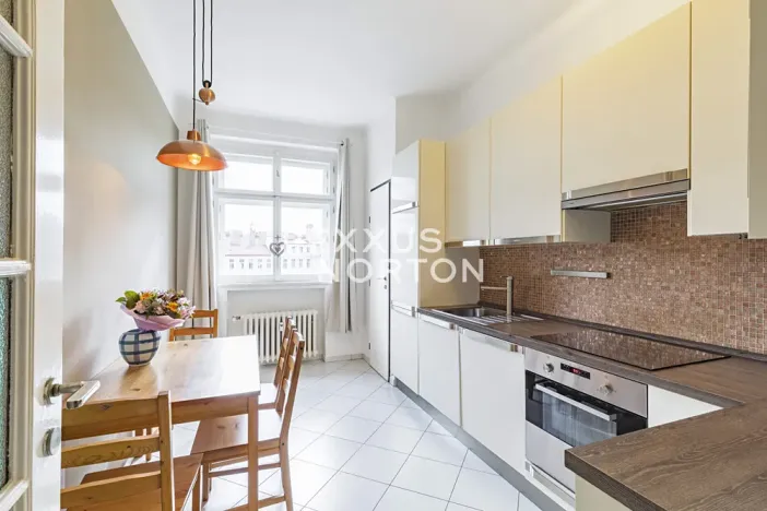 Pronájem bytu 3+1, Praha - Smíchov, Štefánikova, 90 m2