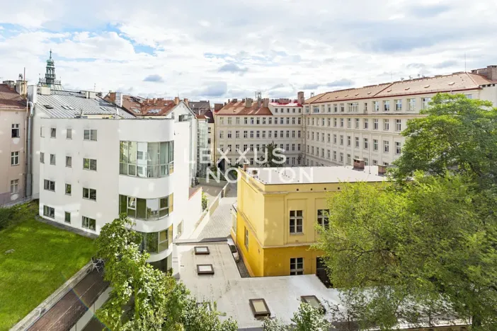 Pronájem bytu 3+1, Praha - Smíchov, Štefánikova, 90 m2