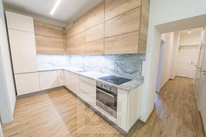 Pronájem bytu 3+kk, Praha - Střešovice, Nad Panenskou, 67 m2
