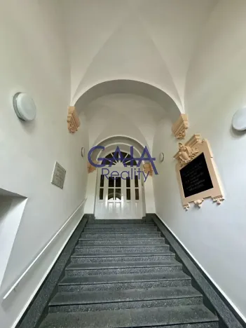 Prodej kanceláře, Kyjov, třída Komenského, 2396 m2