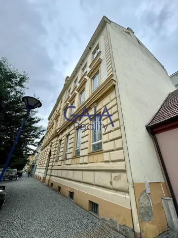 Prodej kanceláře, Kyjov, třída Komenského, 2396 m2