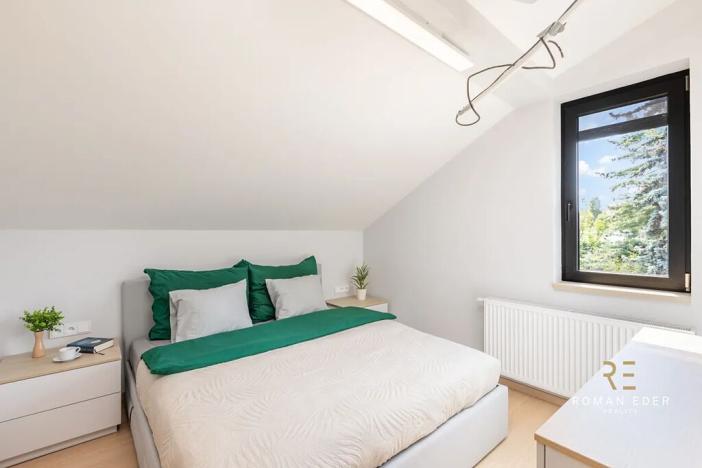 Prodej vícegeneračního domu, Praha - Záběhlice, Střemchová, 348 m2