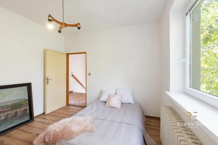 Prodej vícegeneračního domu, Praha - Záběhlice, Střemchová, 348 m2