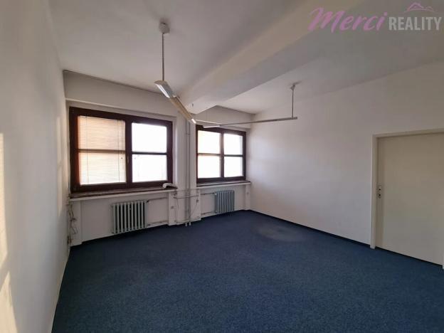 Pronájem kanceláře, Uherské Hradiště, Tř. Maršála Malinovského, 23 m2