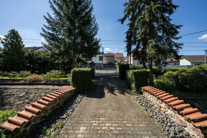 Prodej rodinného domu, Družec, V Zátiší, 289 m2