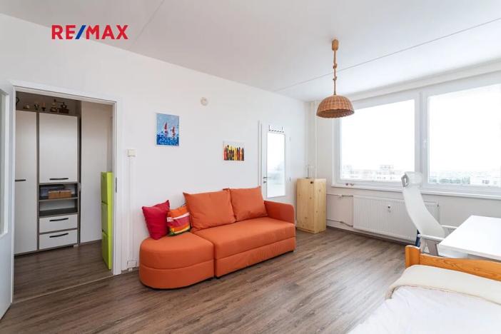 Prodej bytu 1+1, Praha - Troja, Krynická, 29 m2