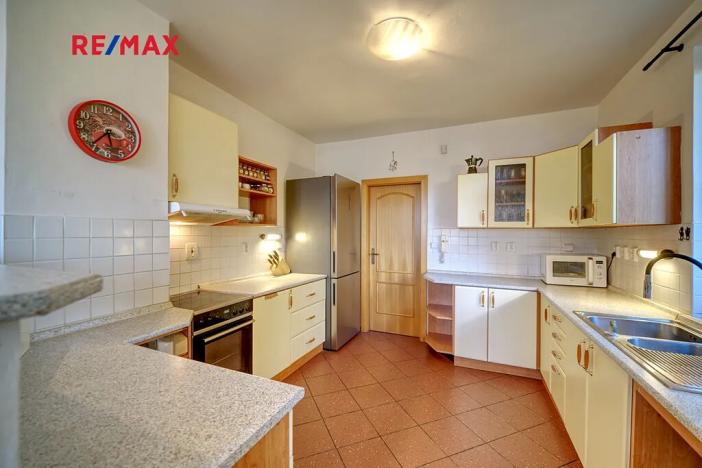 Pronájem rodinného domu, Cerhovice, Mayerova, 194 m2