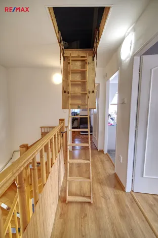 Pronájem rodinného domu, Cerhovice, Mayerova, 194 m2