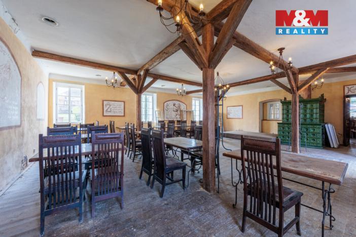 Prodej rodinného domu, Mlečice, 500 m2