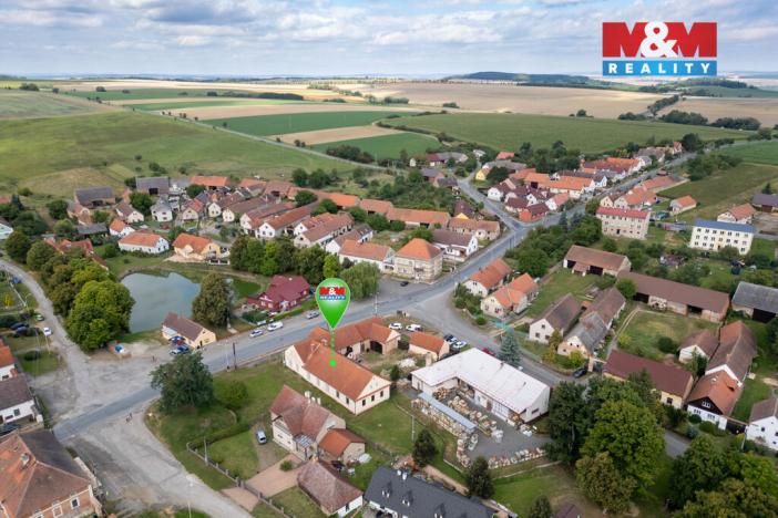 Prodej rodinného domu, Mlečice, 500 m2