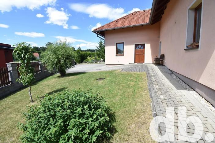 Prodej rodinného domu, Sadov, 366 m2