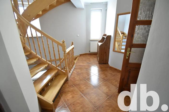 Prodej rodinného domu, Karlovy Vary, Krokova, 280 m2