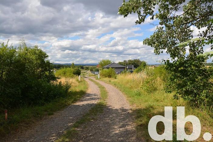 Prodej pozemku pro bydlení, Chbany, 915 m2