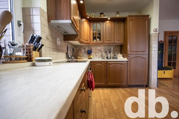 Prodej rodinného domu, Karlovy Vary, Vančurova, 260 m2