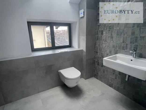 Pronájem bytu 2+kk, Praha - Vršovice, Bartoškova, 74 m2