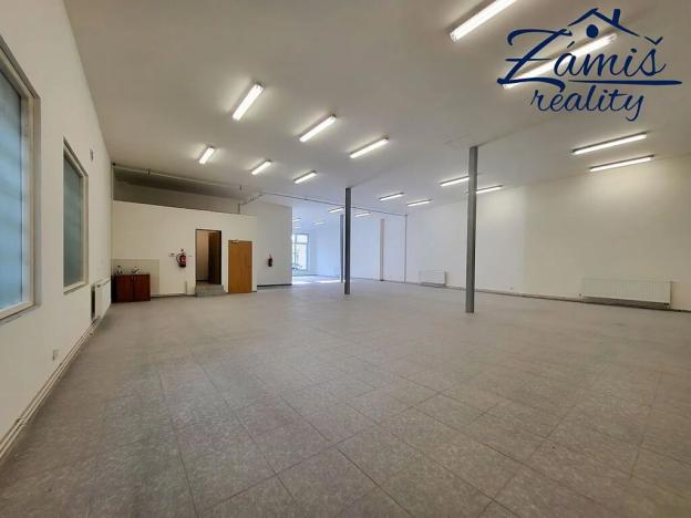Pronájem obchodního prostoru, Kladno, Tyršova, 260 m2