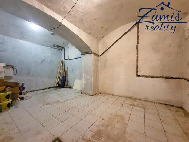 Pronájem obchodního prostoru, Kladno, Tyršova, 260 m2