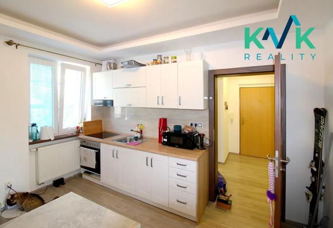 Pronájem bytu 1+1, Karlovy Vary, Chebská, 36 m2