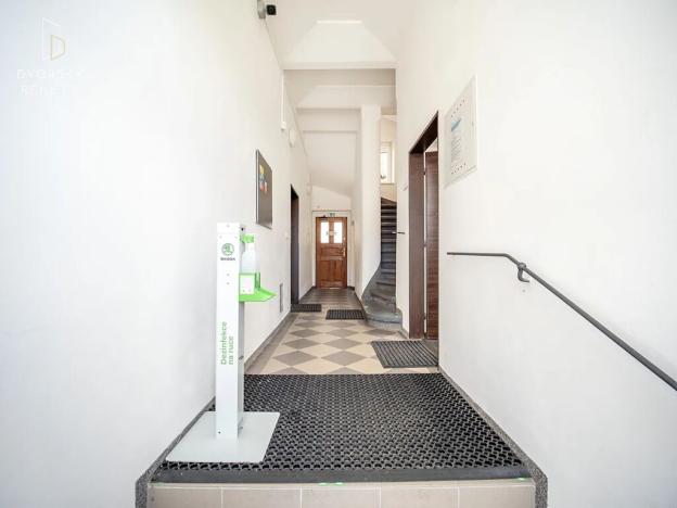 Prodej kanceláře, Mladá Boleslav, Ptácká, 305 m2