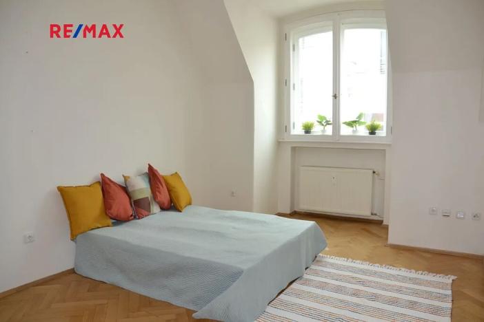 Pronájem bytu 3+1, Praha - Staré Město, Provaznická, 90 m2