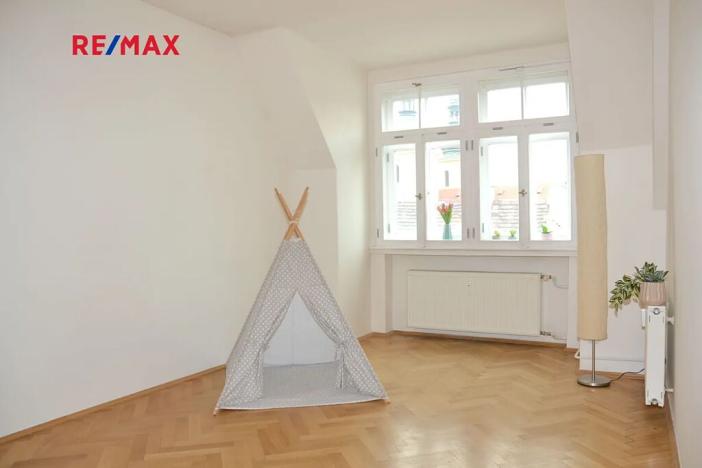 Pronájem bytu 3+1, Praha - Staré Město, Provaznická, 90 m2