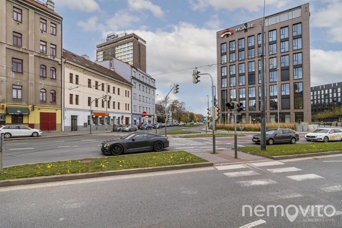 Prodej bytu 2+1, Praha - Karlín, Sokolovská, 72 m2