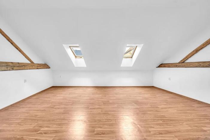 Prodej rodinného domu, Štíty, nám. Míru, 170 m2