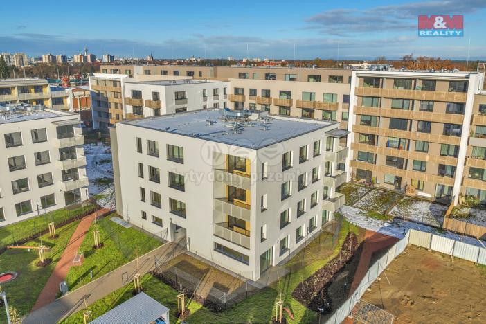 Pronájem bytu 2+kk, Pardubice, Nová Tesla, 51 m2