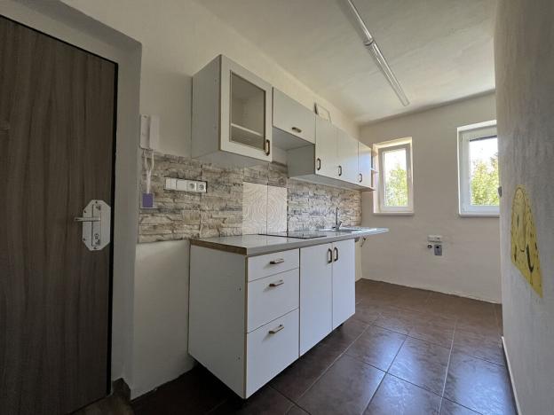 Prodej bytu 3+1, Otrokovice, Bezručova, 69 m2