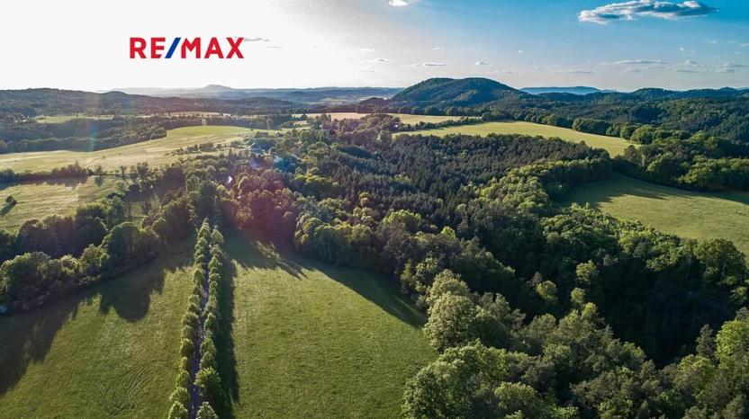 Prodej vily, Blatce, 1947 m2