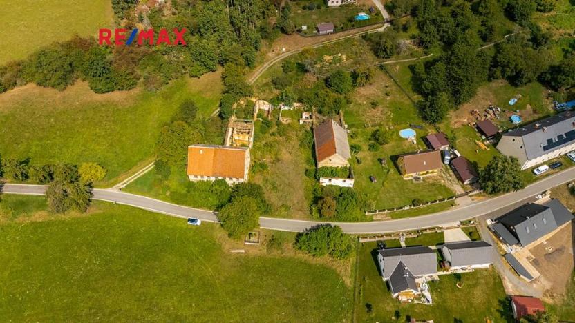 Prodej vily, Blatce, 1947 m2