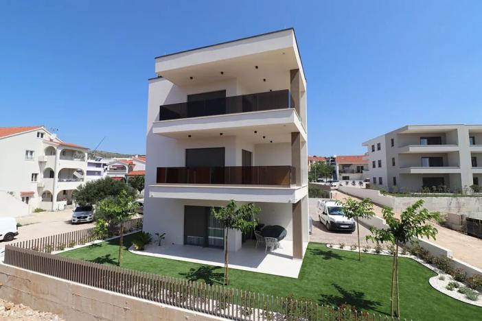 Prodej bytu 4+kk, Vodice, 89 m2