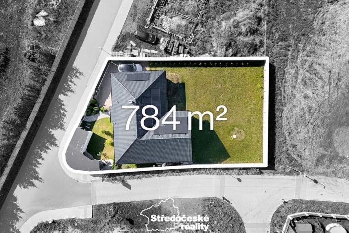 Prodej rodinného domu, Polerady, 240 m2