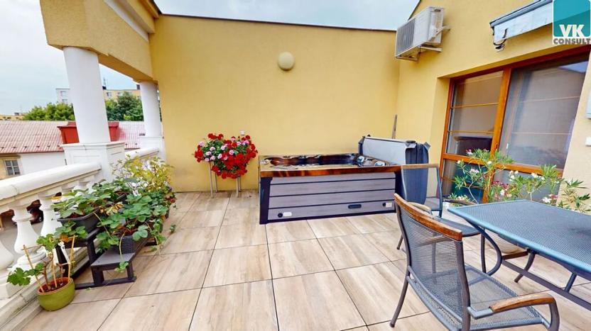 Prodej obchodního prostoru, Svitavy, náměstí Míru, 2074 m2