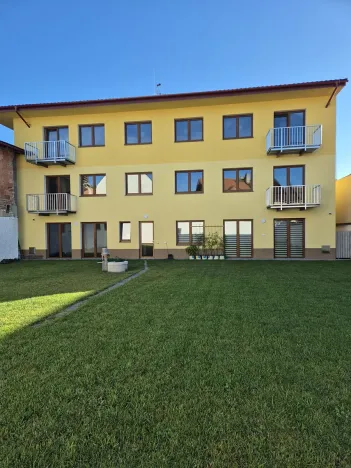 Pronájem bytu 2+kk, Stochov, Osvobození, 54 m2