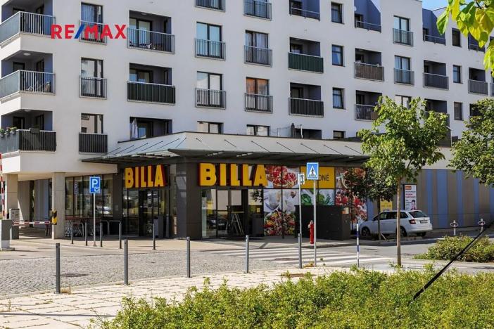 Prodej bytu 1+kk, Praha - Uhříněves, Douchova, 30 m2