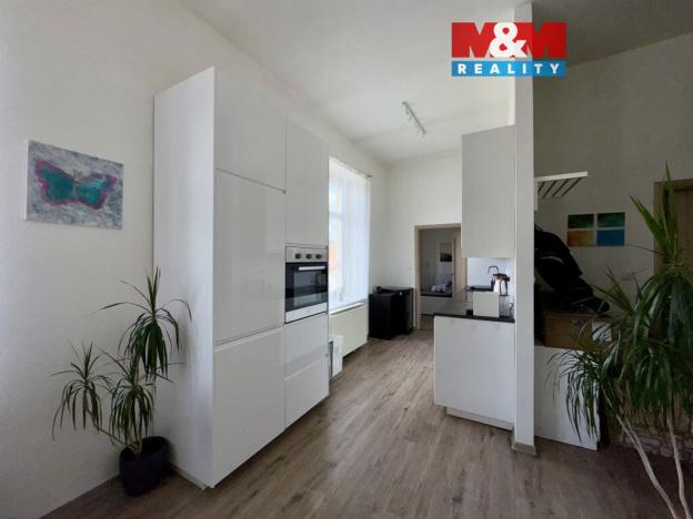 Pronájem bytu 2+kk, Ledeč nad Sázavou, Husovo náměstí, 48 m2