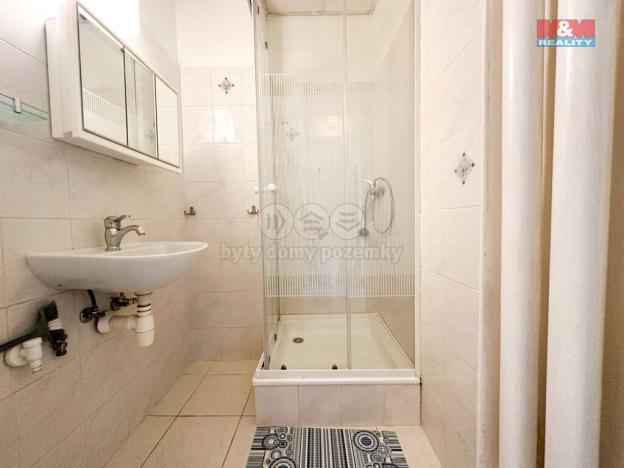 Prodej bytu 2+1, Karlovy Vary, K. Čapka, 56 m2