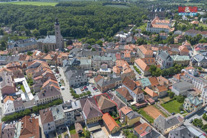 Prodej rodinného domu, Kutná Hora - Kutná Hora-Vnitřní Město, Václavské náměstí, 250 m2