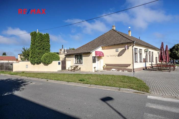 Prodej obchodního prostoru, Čelákovice, Na Hrázi, 650 m2