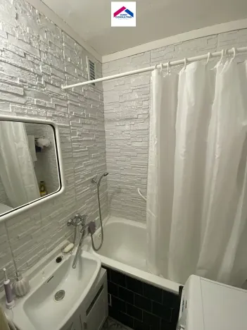 Prodej bytu 2+1, Brno, Brožíkova, 54 m2