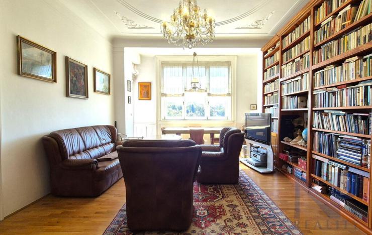 Prodej bytu 4+kk, Praha - Hradčany, Na valech, 123 m2