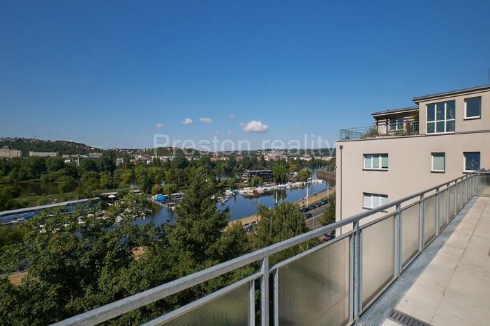 Prodej bytu 3+1, Praha - Podolí, Podolské nábřeží, 100 m2